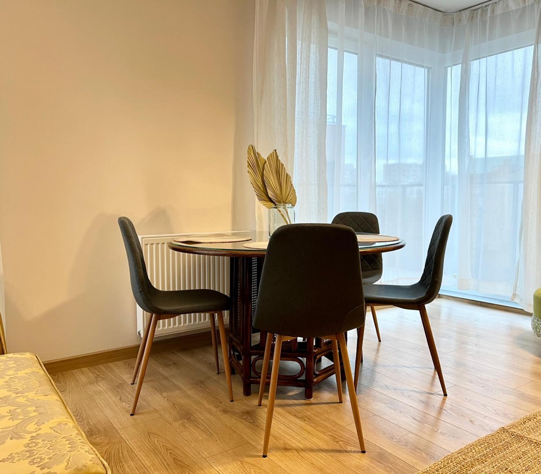 Oldtown Retro Apartment By Marina With Balcony For 6 People 格但斯克 外观 照片