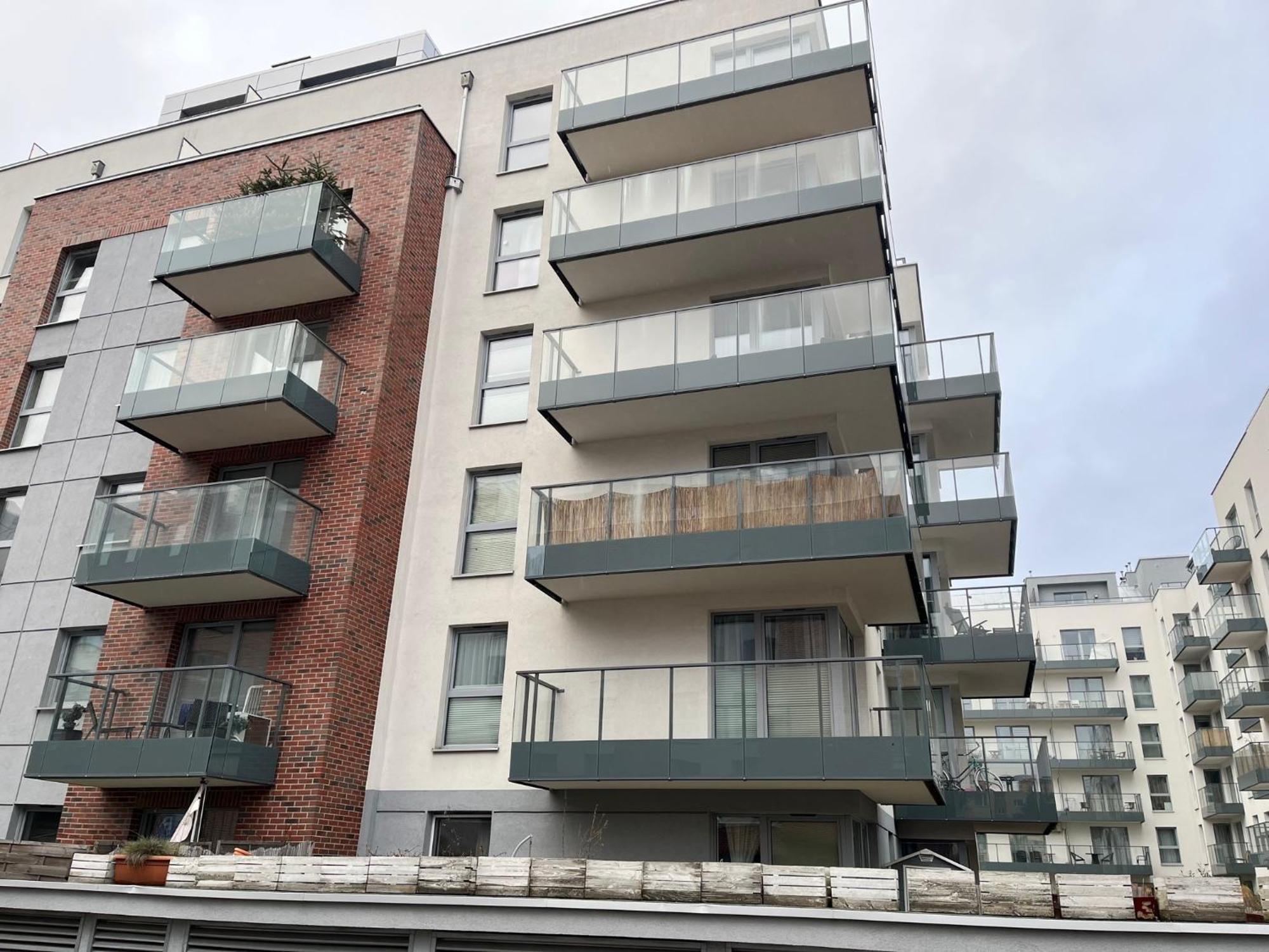 Oldtown Retro Apartment By Marina With Balcony For 6 People 格但斯克 外观 照片